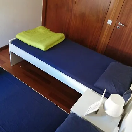 Hostel Theorynomad Al Lisbon