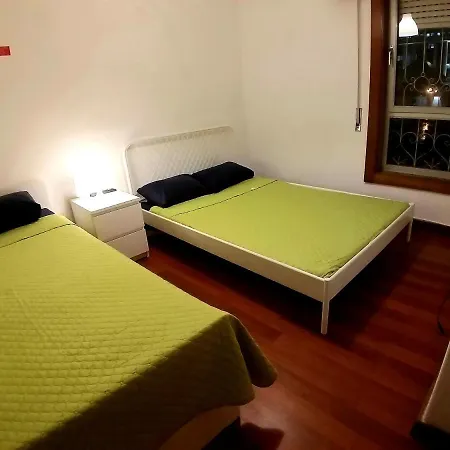 Hostel Theorynomad Al *