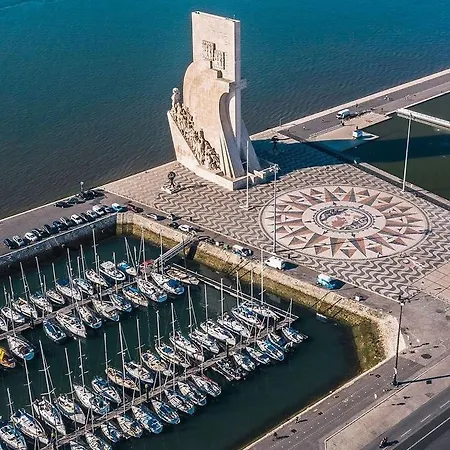 Theorynomad Al Lisbon