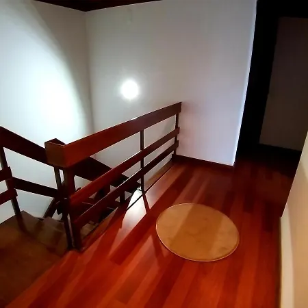 Hostel Theorynomad Al