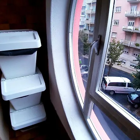 Theorynomad Al Hostel